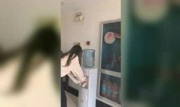 c哥的爆料视频,幕后真相大曝光！